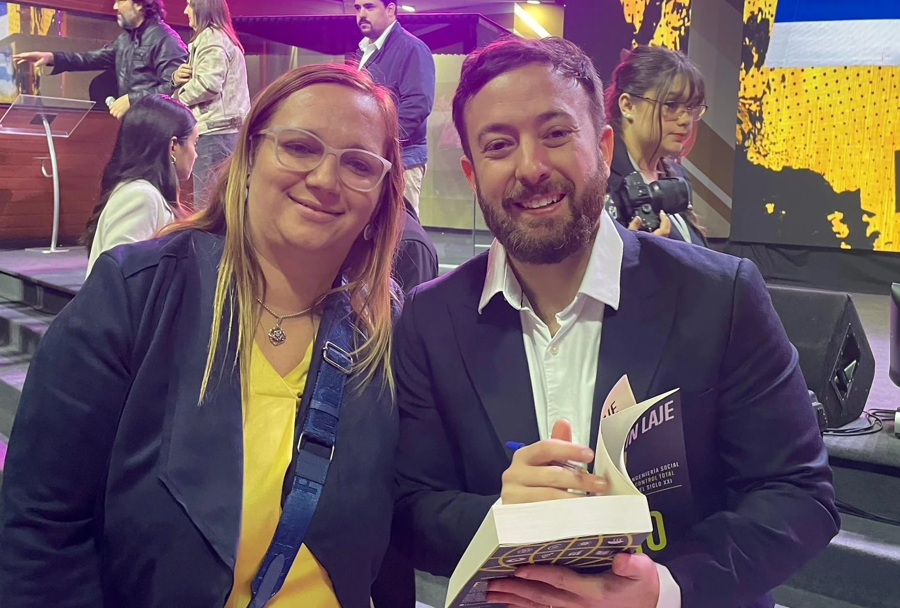 Carolina y Agustín intercambiaron opiniones sobre el globalismo