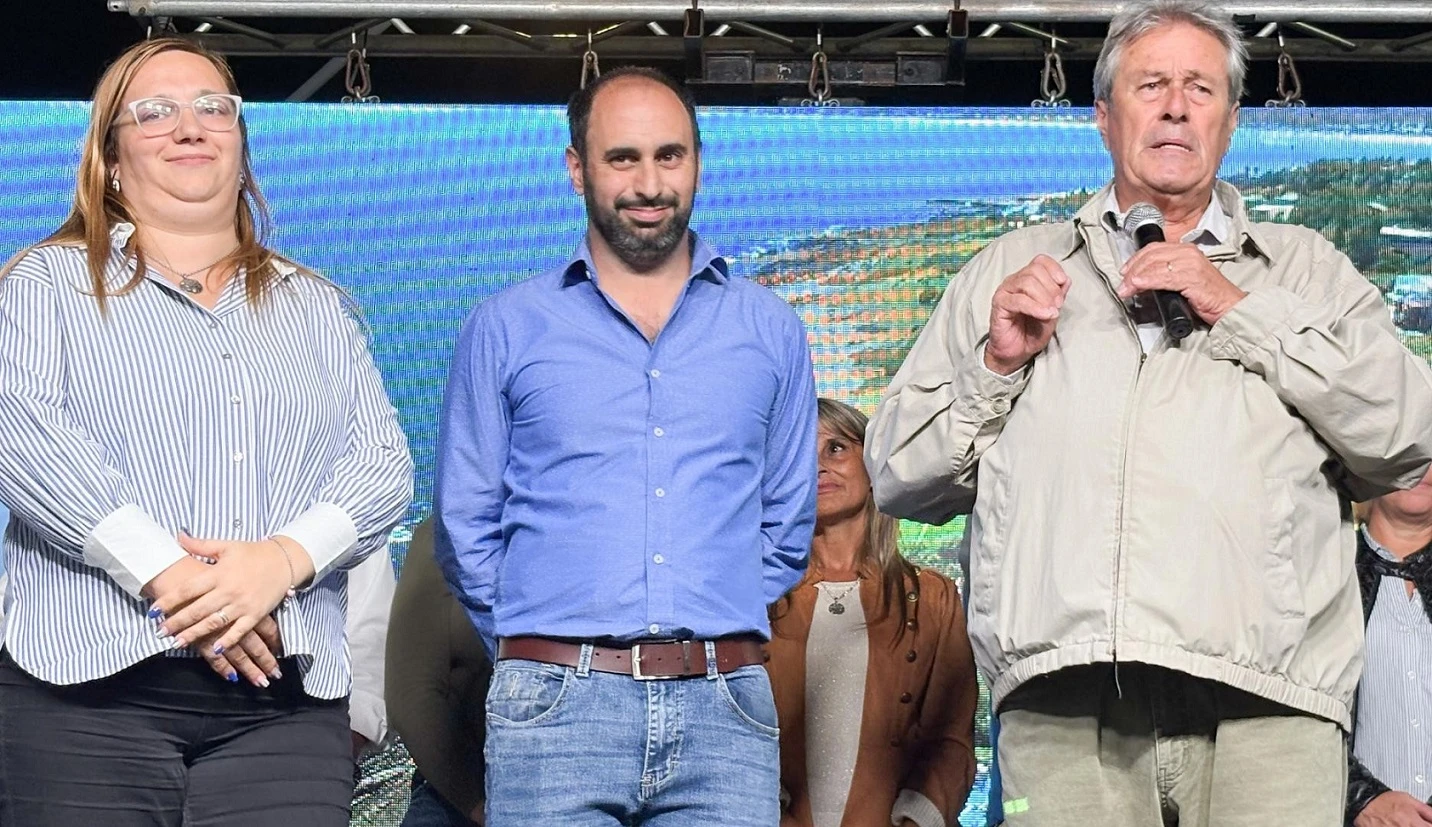 Antía visita sede de la 340 a seis días de las elecciones