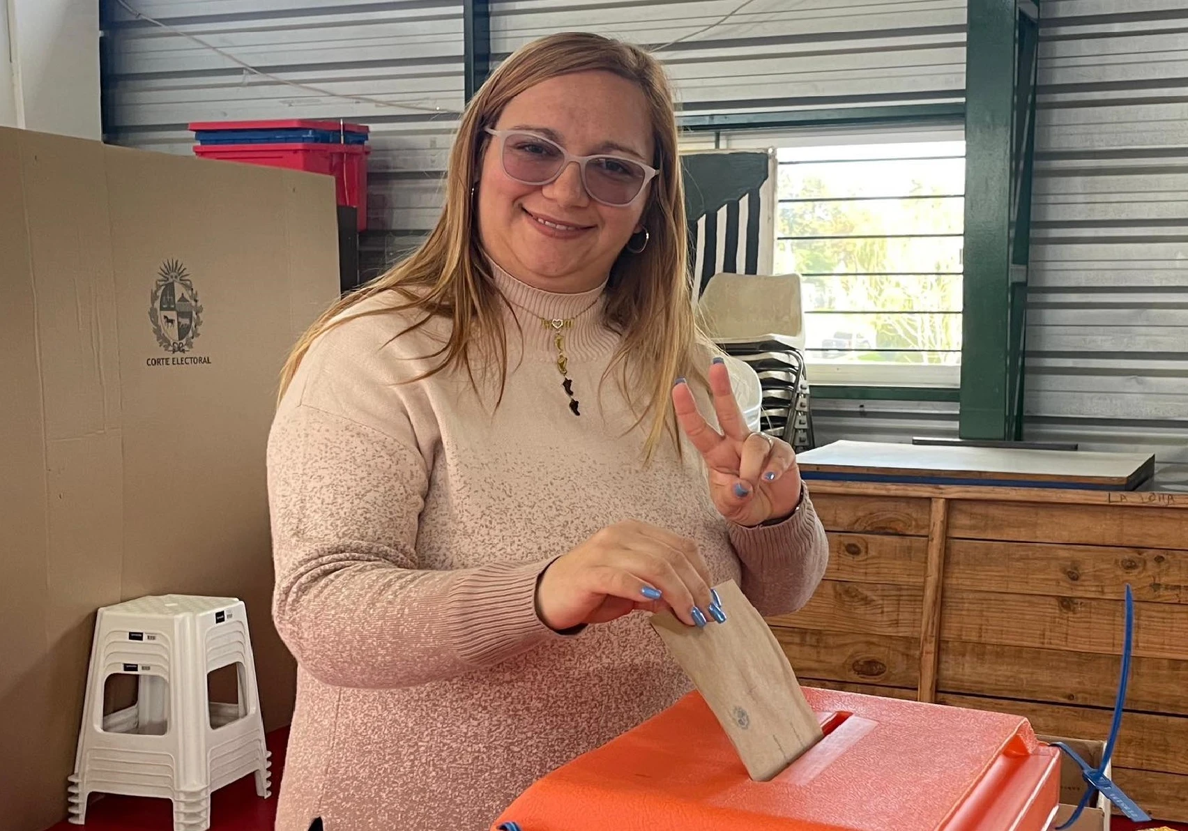 Con una proyección de 88% de asistencia al cierre de las mesas, Carolina votó en Cerro Pelado