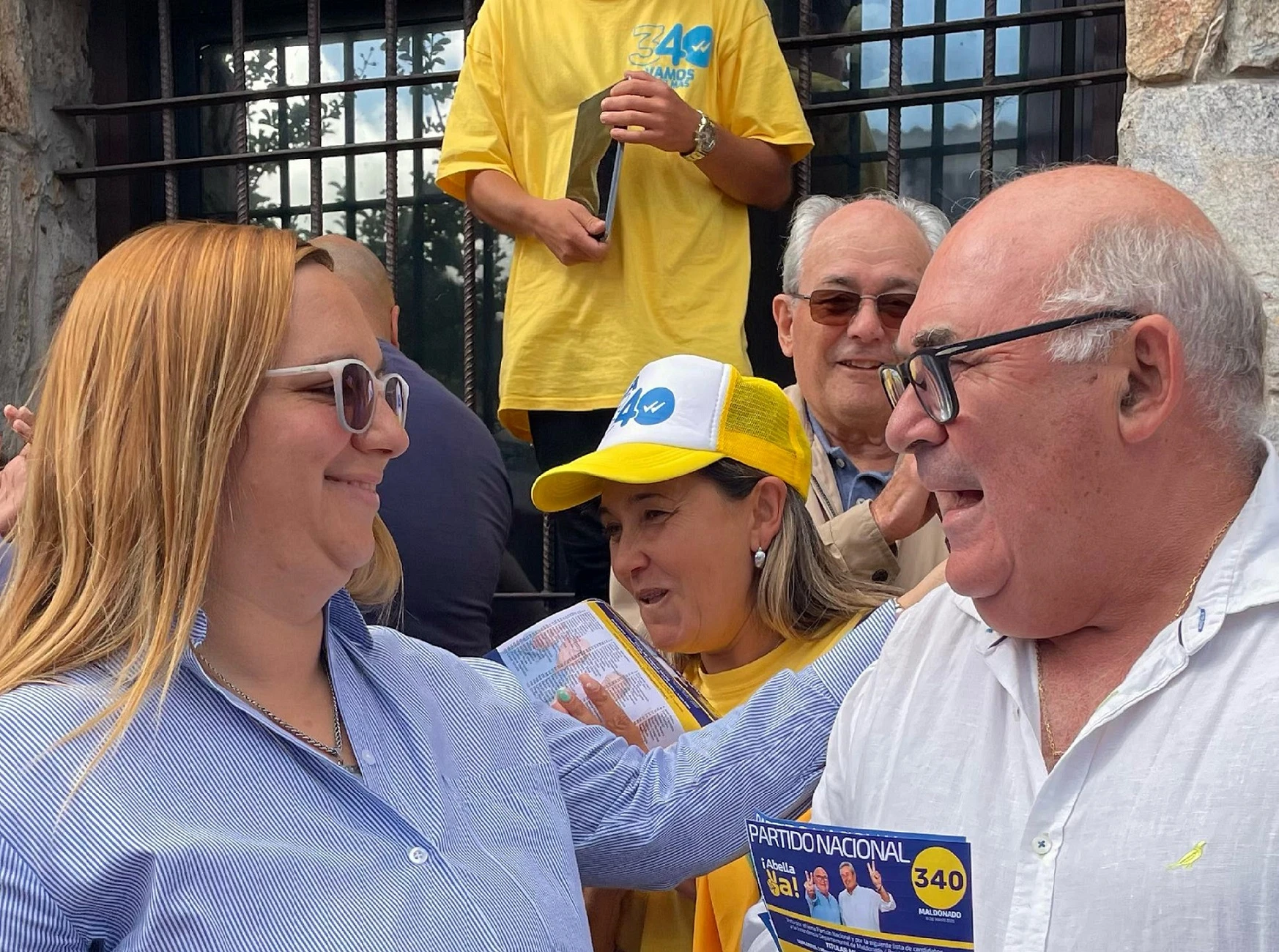 Abella se refirió a la "defensa de las familias" en su primer discurso como intendente electo